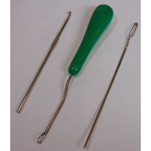 3 Vintage Sewing Hook Latch Crochet Plastic Handle Hooking Tools Metal USA Pull